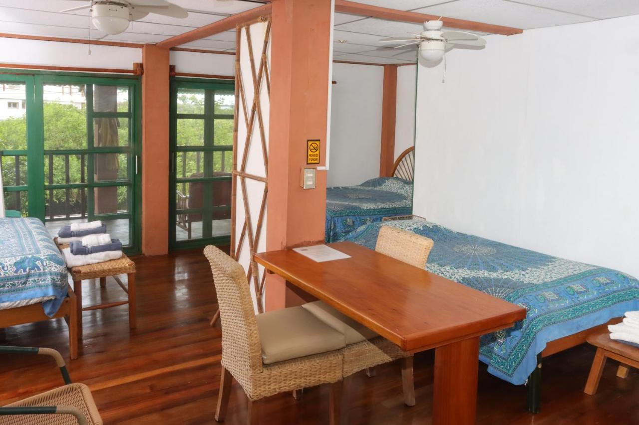 Galapagos Chalet Puerto Ayora  Exterior foto