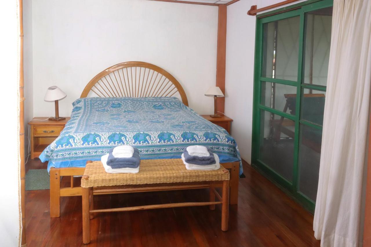 Galapagos Chalet Puerto Ayora  Exterior foto